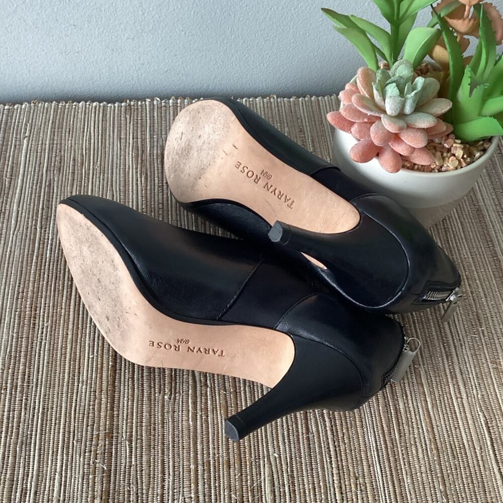 Taryn Rose Shoes Black Leather Zip Ankle Bootie Heels Size 6.5 - Picture 7 of 7